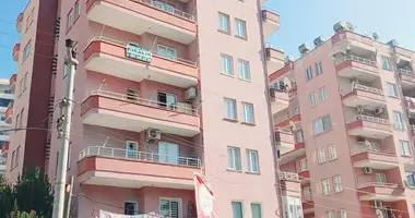 Wohnung 4 zimmer in Mezitli, Türkei