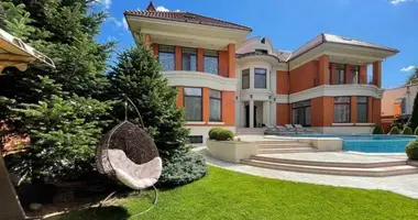 Casa 12 habitaciones en Odesa, Ucrania
