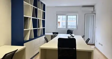 Bureau 752 m² dans Monténégro