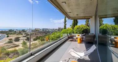 Appartement 4 chambres dans Demos Agiou Athanasiou, Chypre