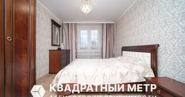 Apartamento 4 habitaciones en Minsk, Belarús