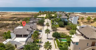 Villa 2 bedrooms in San Pedro Mixtepec, Mexico