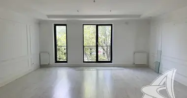 Office 190 m² in Muchaviecki sielski Saviet, Belarus