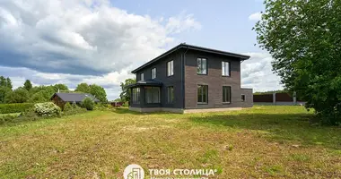 6 room house in Hajnienski sielski Saviet, Belarus