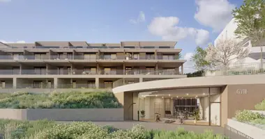 2 bedroom apartment in Estepona, Spain