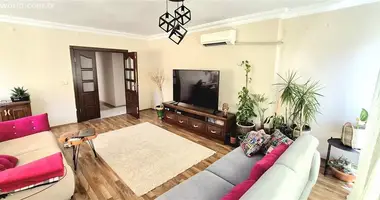 Bliźniak 6 pokojów w Konyaalti, Turcja