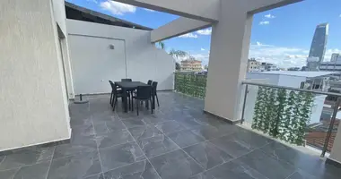 Attique 2 chambres dans Limassol, Chypre