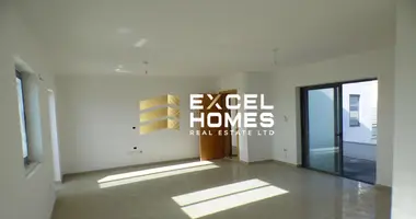 Penthouse in Siggiewi, Malta