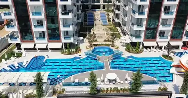 Mieszkanie 3 pokoi w Mahmutlar, Turcja