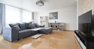 Apartamento 3 habitaciones en Minsk, Belarús