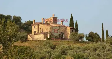 Propriété commerciale 800 m² dans Gualdo Cattaneo, Italie