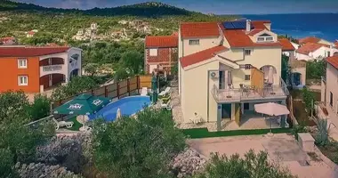 Hotel 255 m² w Opcina Rogoznica, Chorwacja