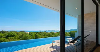 Apartment 8 bedrooms in Si Sunthon, Thailand