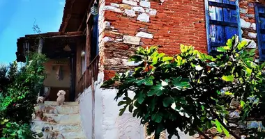 4 bedroom house in Milas, Turkey