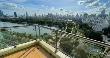 Condo 3 bedrooms in Bangkok, Thailand