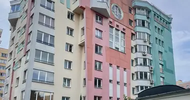 Appartement 3 chambres dans Minsk, Bélarus
