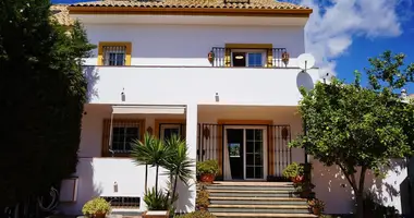 4 bedroom apartment in San Pedro Alcantara, Spain