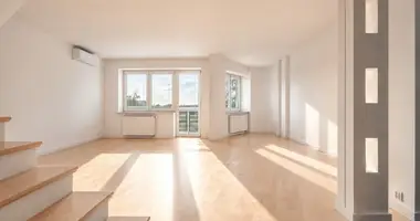Apartamento 4 habitaciones en Varsovia, Polonia