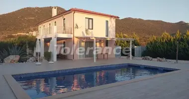 Villa 4 habitaciones en Kas, Turquía