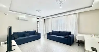 3 bedroom apartment in Muratpasa, Turkey