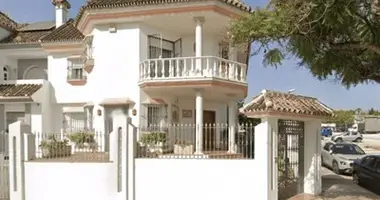 Haus 5 Schlafzimmer in San Pedro Alcantara, Spanien