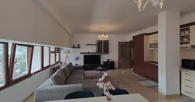 Apartamento 3 habitaciones en Tirana Municipality, Albania