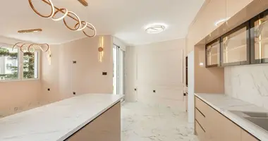 Apartamento 2 habitaciones en Igalo, Montenegro