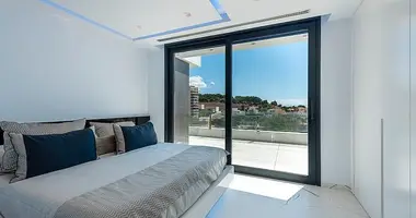 Willa w Calp, Hiszpania