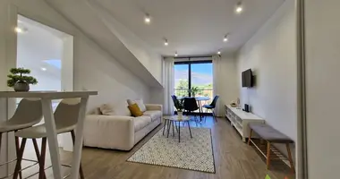 DON057 1 bedroom apartment for rent, 150m from the sea  в Donja Lastva, Черногория