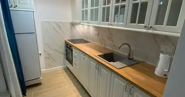 Квартира 3 комнаты в Варшава, Польша