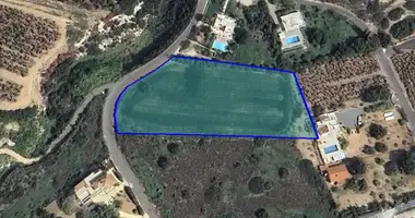 Участок земли в Пейя, Кипр