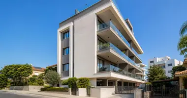 Penthouse 4 chambres dans Germasogeia, Chypre