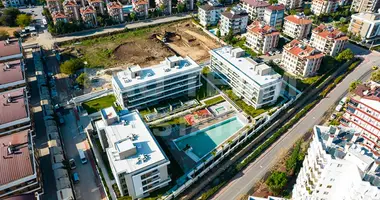 Wohnung 4 zimmer in Konyaalti, Türkei