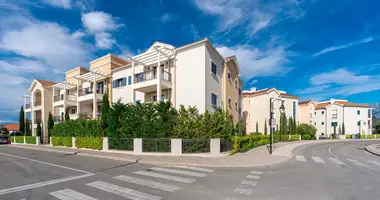Apartamento 4 habitaciones en Radovici, Montenegro