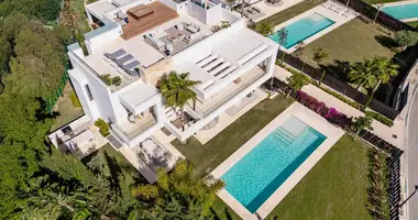 Villa 5 bedrooms in Marbella, Spain