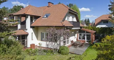 Haus 5 zimmer in Laski, Polen