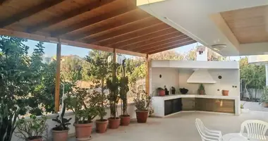 4 bedroom apartment in Limassol, Cyprus