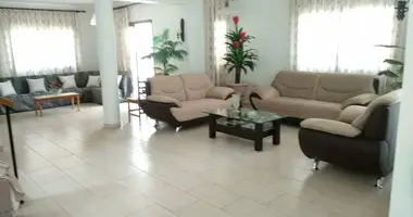 Haus 4 Schlafzimmer in Geroskipou, Zypern