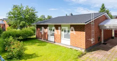 Mieszkanie 4 pokoi w Raahe, Finlandia