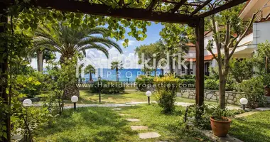 Villa 4 rooms in Nikiti, Greece
