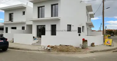 3 bedroom townthouse in Kiti, Cyprus
