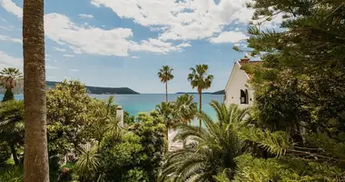 Villa 4 bedrooms in Herceg Novi, Montenegro