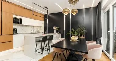 Apartamento 6 habitaciones en Varsovia, Polonia