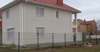 5 room house in Lymanka, Ukraine