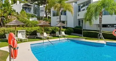 Haus 4 Schlafzimmer in Marbella, Spanien