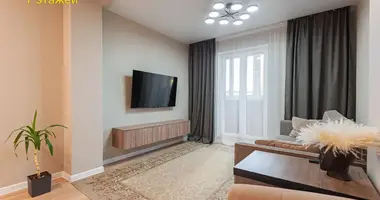 Wohnung 3 zimmer in Minsk, Belarus