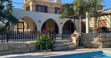 Дом 6 комнат в Акротири, Кипр