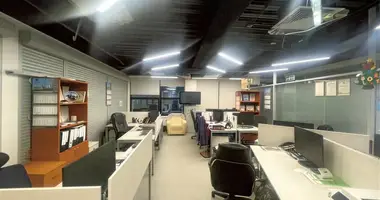 Büro 698 m² in Moskau, Russland