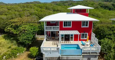 Haus 3 Schlafzimmer in Flowers Bay, Honduras