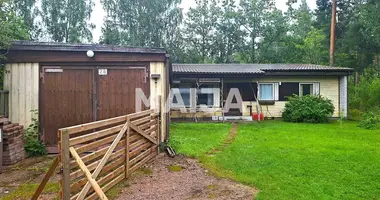 Casa en Kotka Hamina sub region, Finlandia